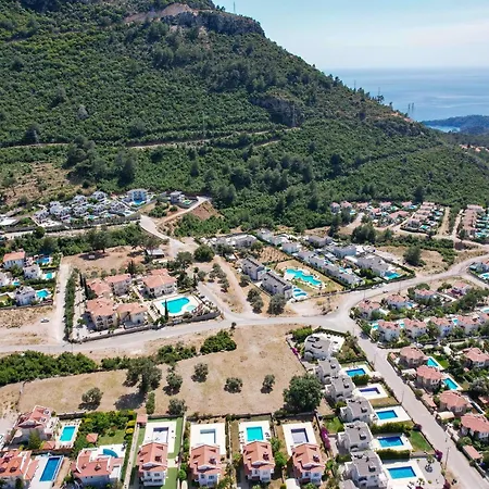 Βίλα Arokarya Φετιγιέ